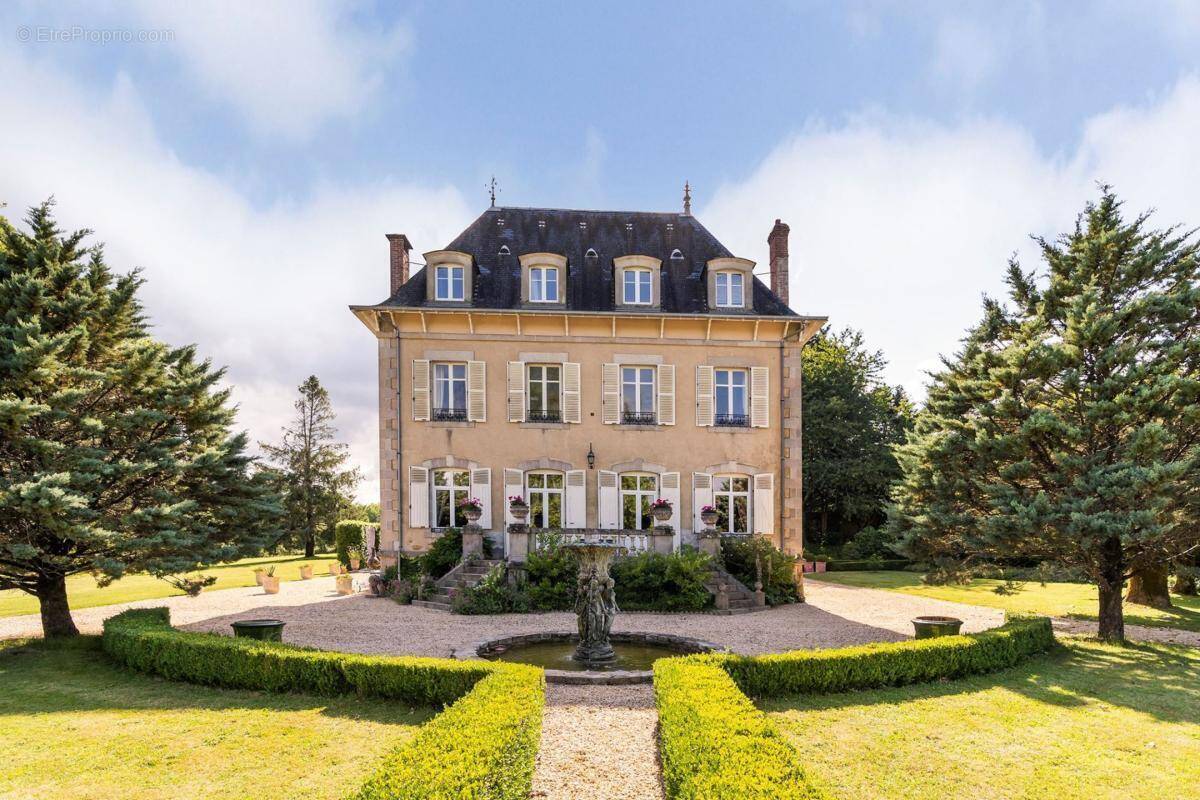 Maison à BUSSIERE-GALANT