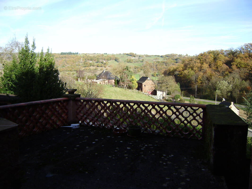 Maison à SAINT-CYPRIEN-SUR-DOURDOU
