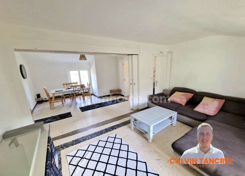 Appartement à SAINT-BRES