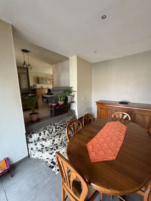 Maison à LESPINASSE