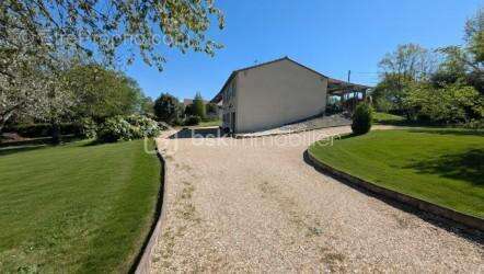 Maison à LA CHAPELLE-GONAGUET