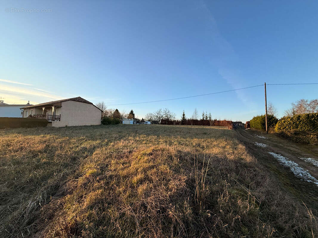 Terrain à NIXEVILLE-BLERCOURT