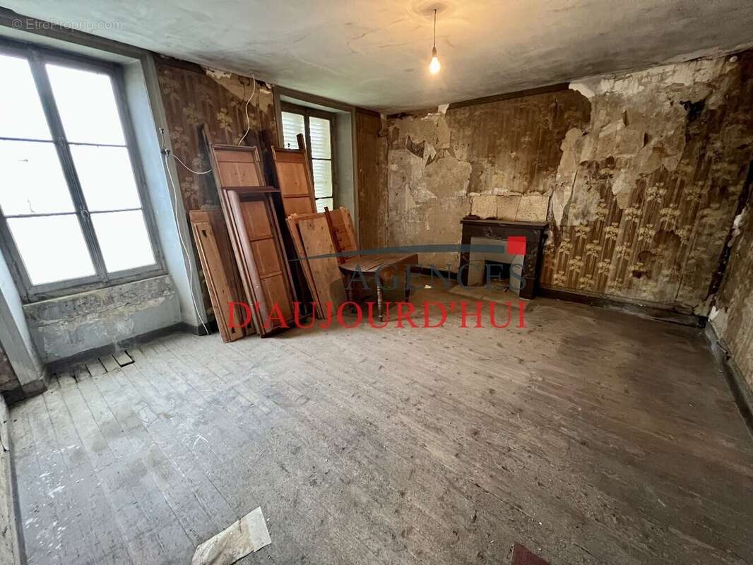 Maison à VILLERS-BOCAGE