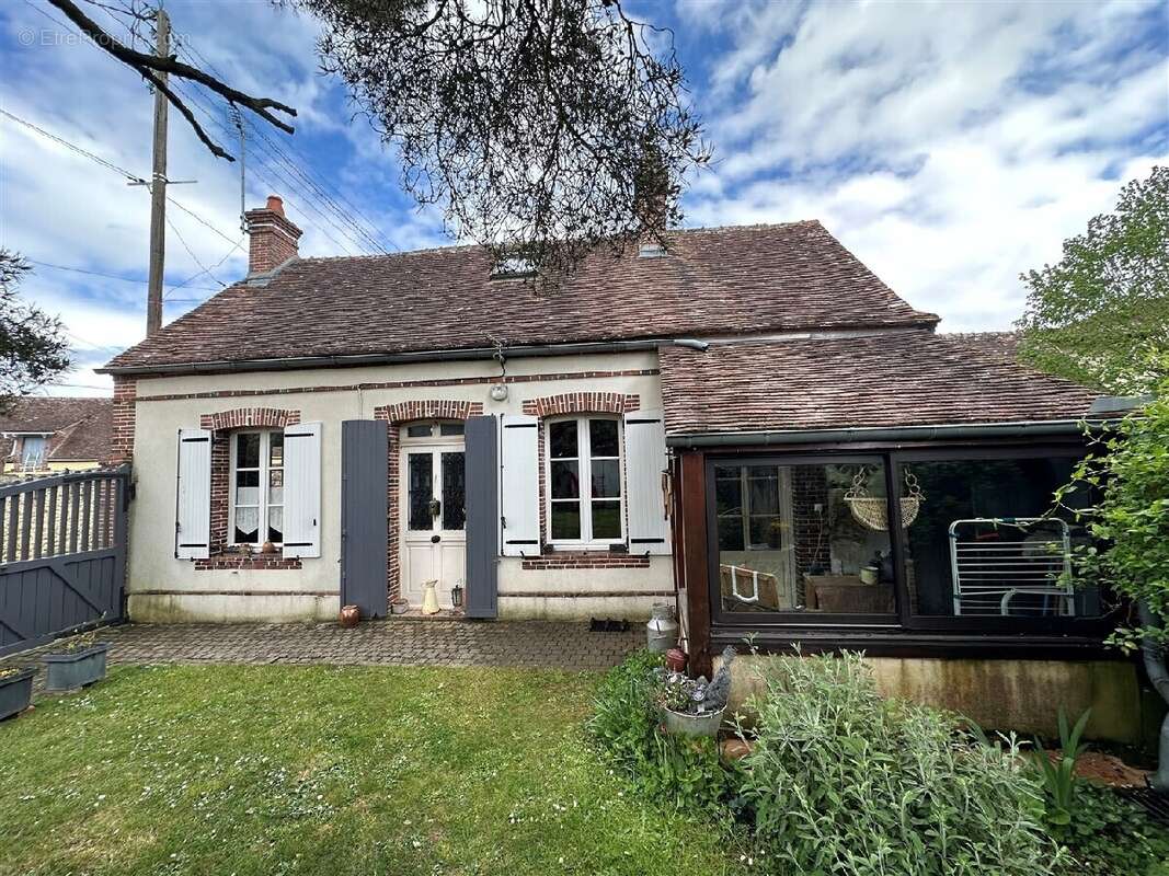 Maison à CHATEAUNEUF-EN-THYMERAIS