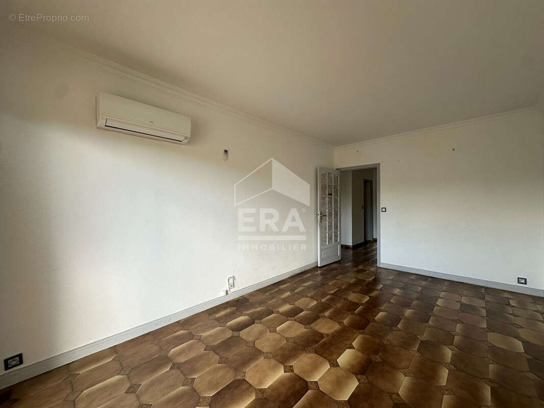 Appartement à VENCE