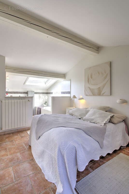  superbe villa proche de st-tropez  1 272 000 € - photo 19