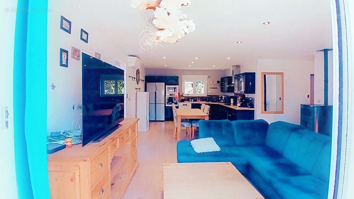 Maison à CREMIEU