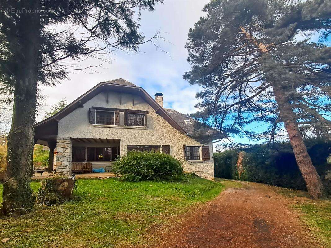 Maison à BAGNERES-DE-BIGORRE