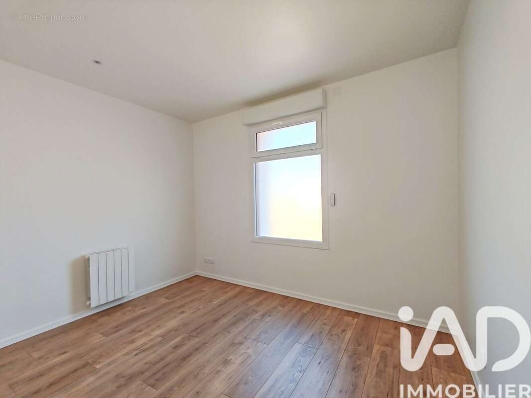 Maison 96 m² à Marans  - photo 6
