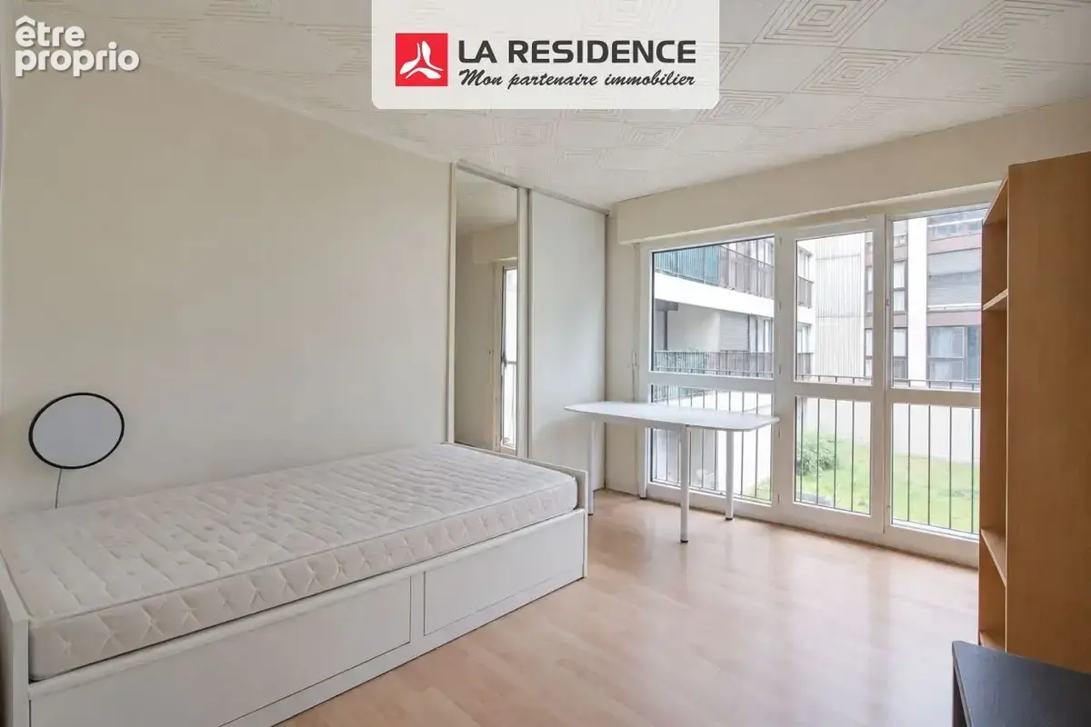 Appartement 2 pièces 30 m² à vendre à Les Mureaux (78130) - photo 1