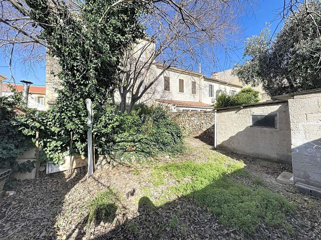 Appartement à MARSEILLE-9E