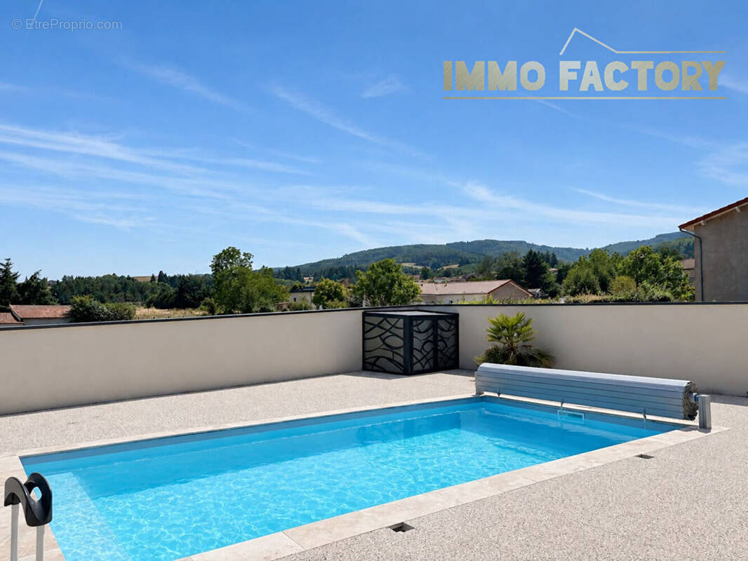 Maison plain-pied 5 pieces 125 m² saint-alban-les-eaux - photo 1