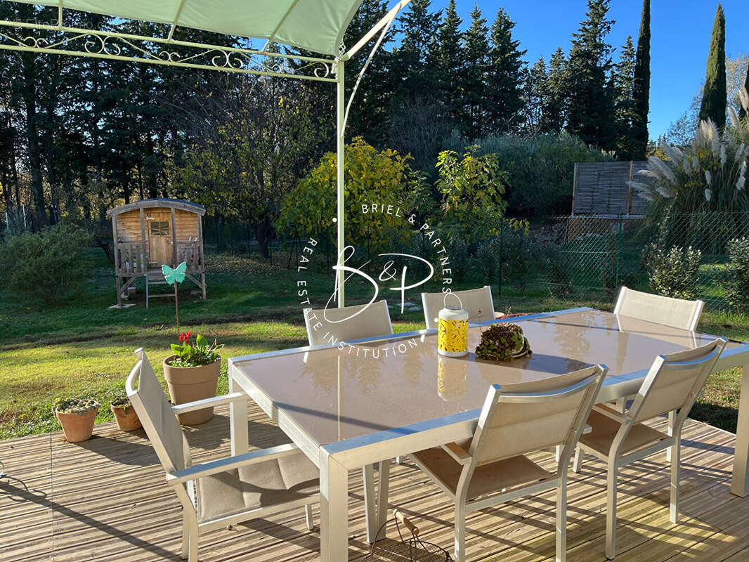 Maison à VILLECROZE