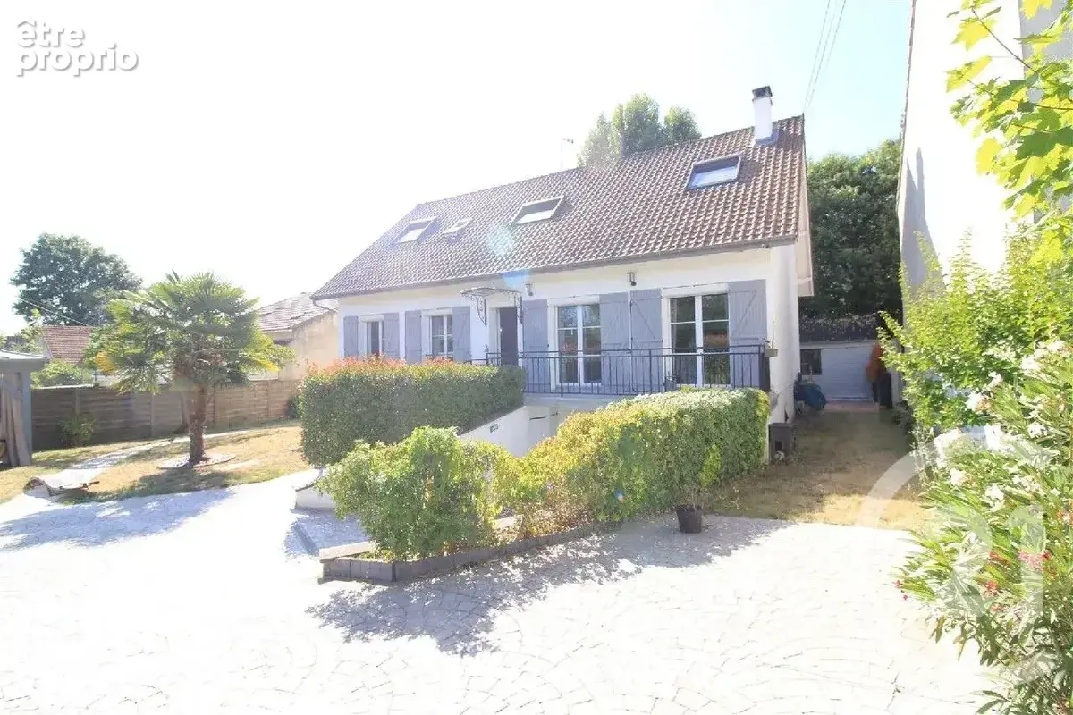 Maison 220 m² à Yerres  - photo 12