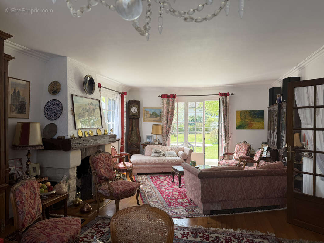 Maison à L'ETANG-LA-VILLE