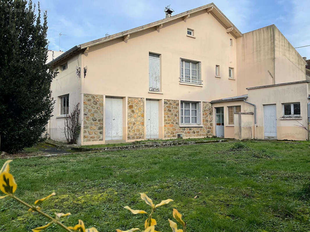 Maison à LA FERTE-SOUS-JOUARRE