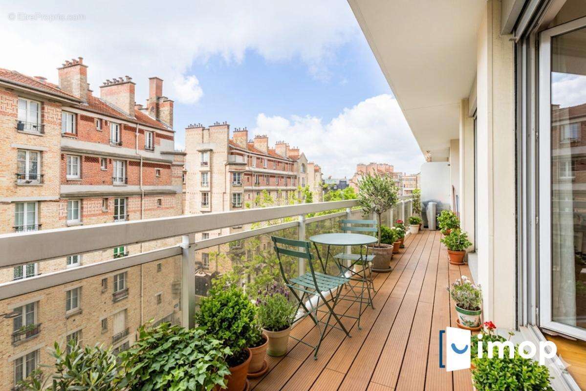 Appartement à PARIS-20E