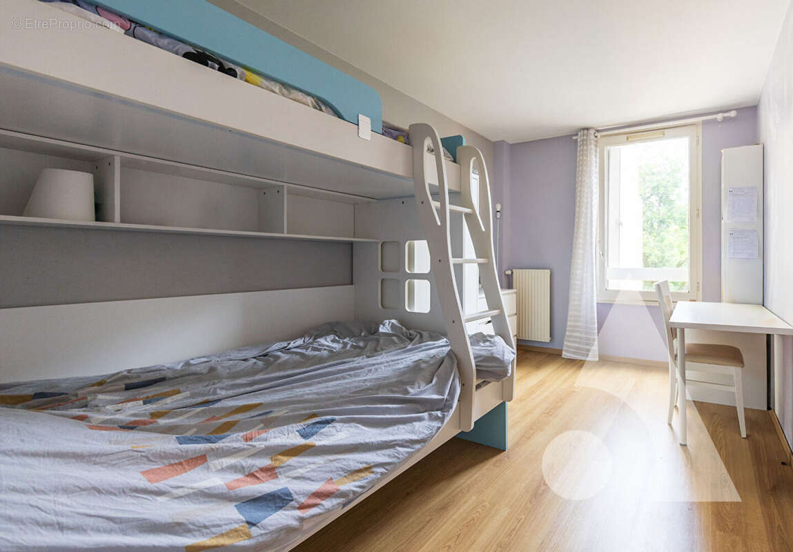 Appartement à CORBEIL-ESSONNES