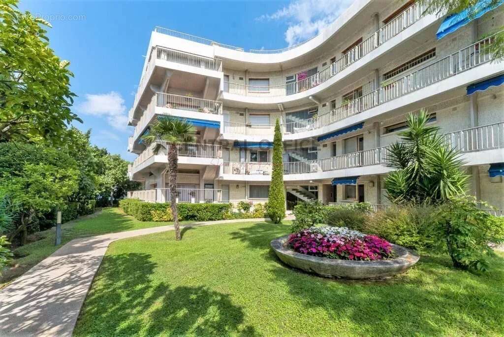 CAP d’Antibes, Superbe appartement avec vue mer et piscine - photo 10