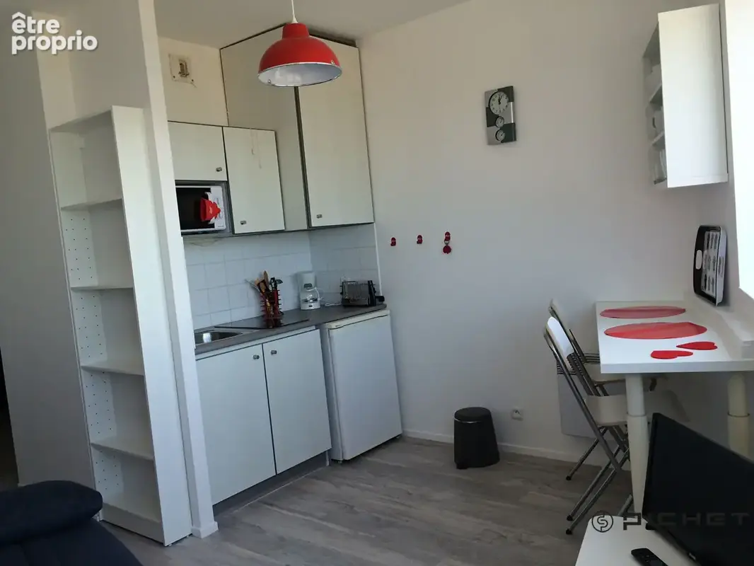 La rochelle face a la mer studio meuble de 18.61m² ; - photo 5