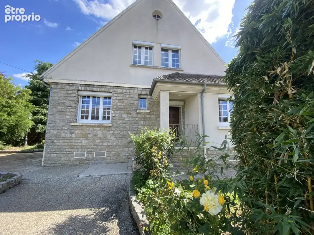 Propriété située à AUMALE - photo 2