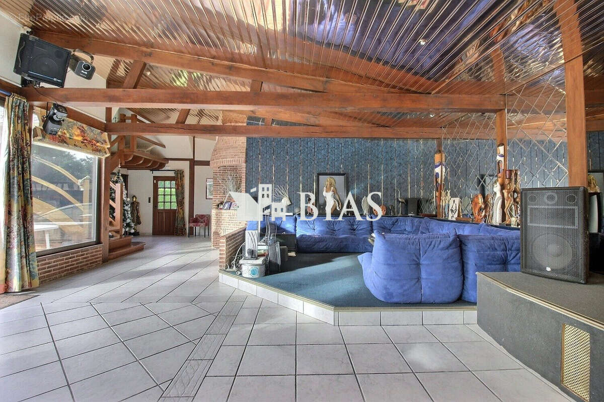 Maison à BOURG-ACHARD