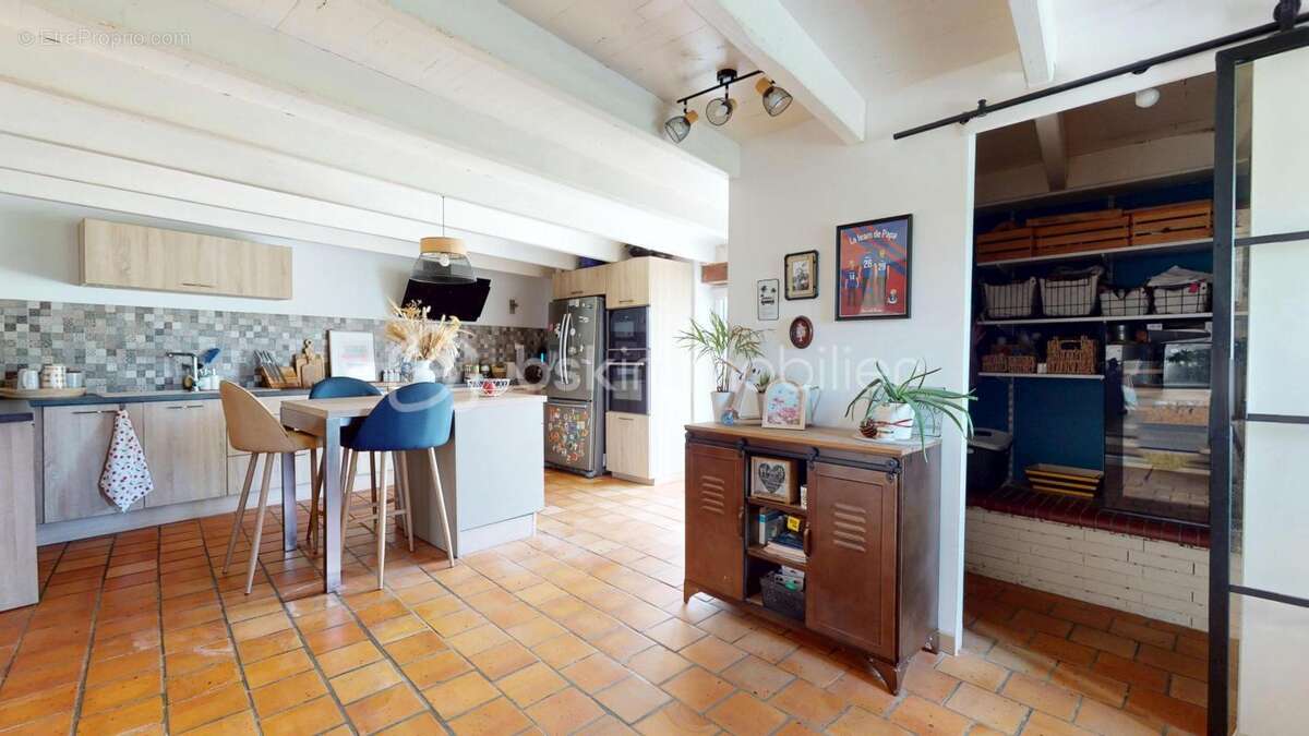 Maison à LA GRIPPERIE-SAINT-SYMPHORIEN