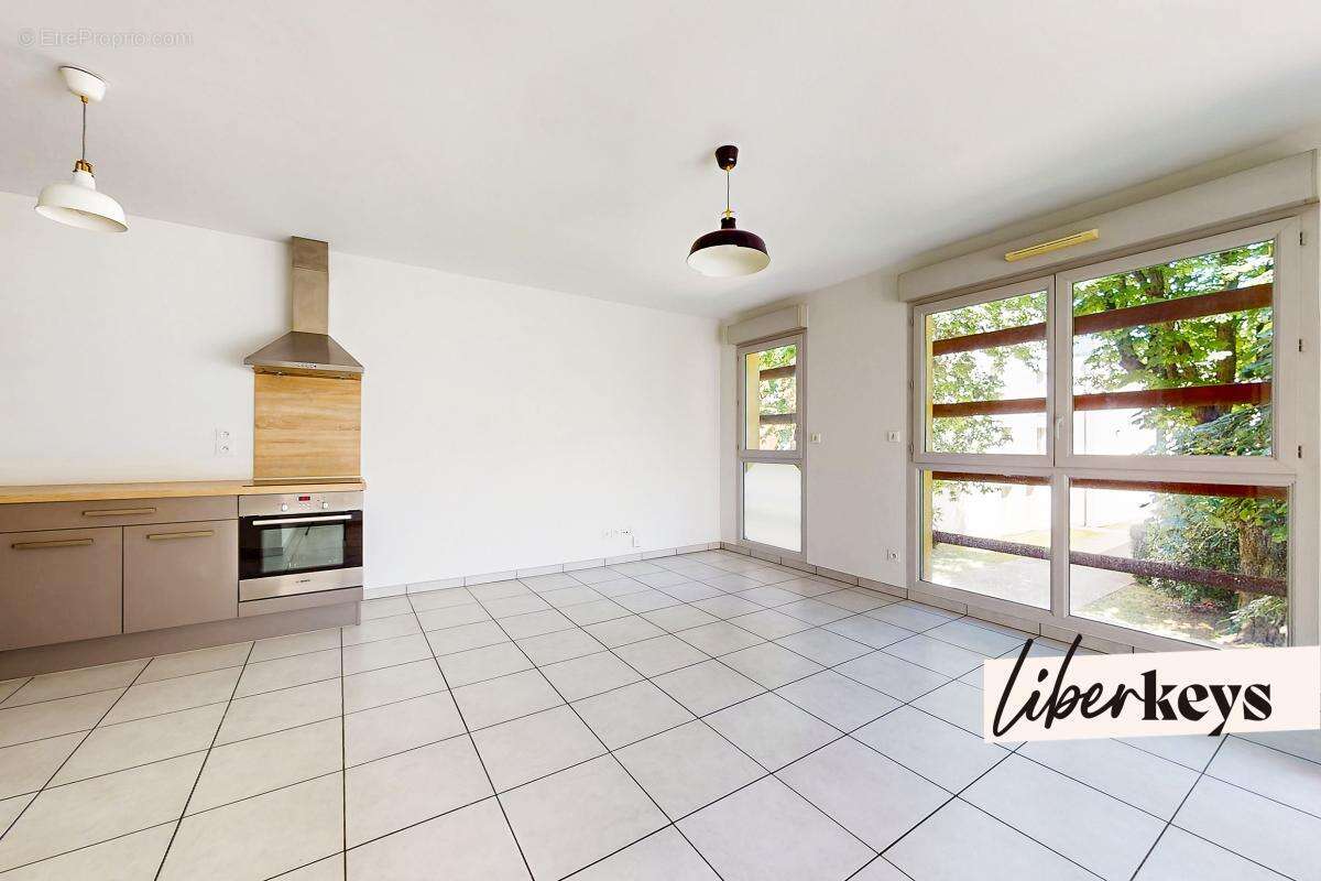 Appartement à LYON-8E