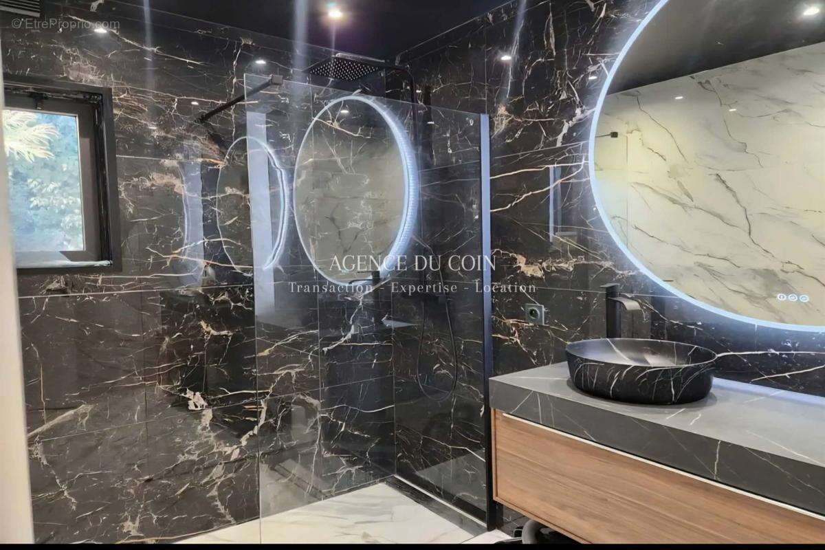 Maison à LE LAVANDOU