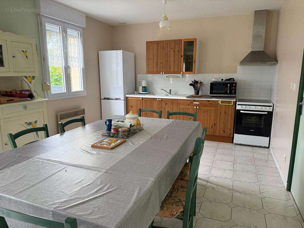 Maison à SAINT-PAIR-SUR-MER