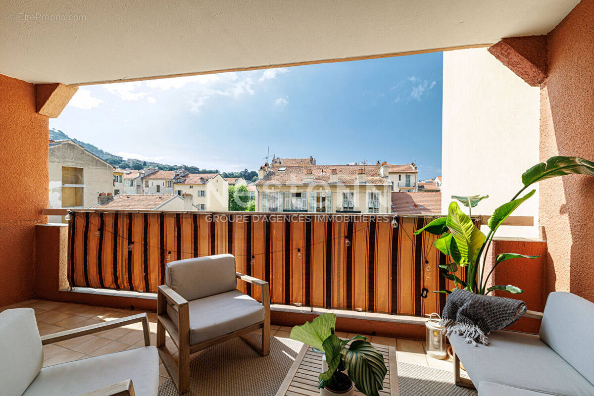 Appartement à NICE