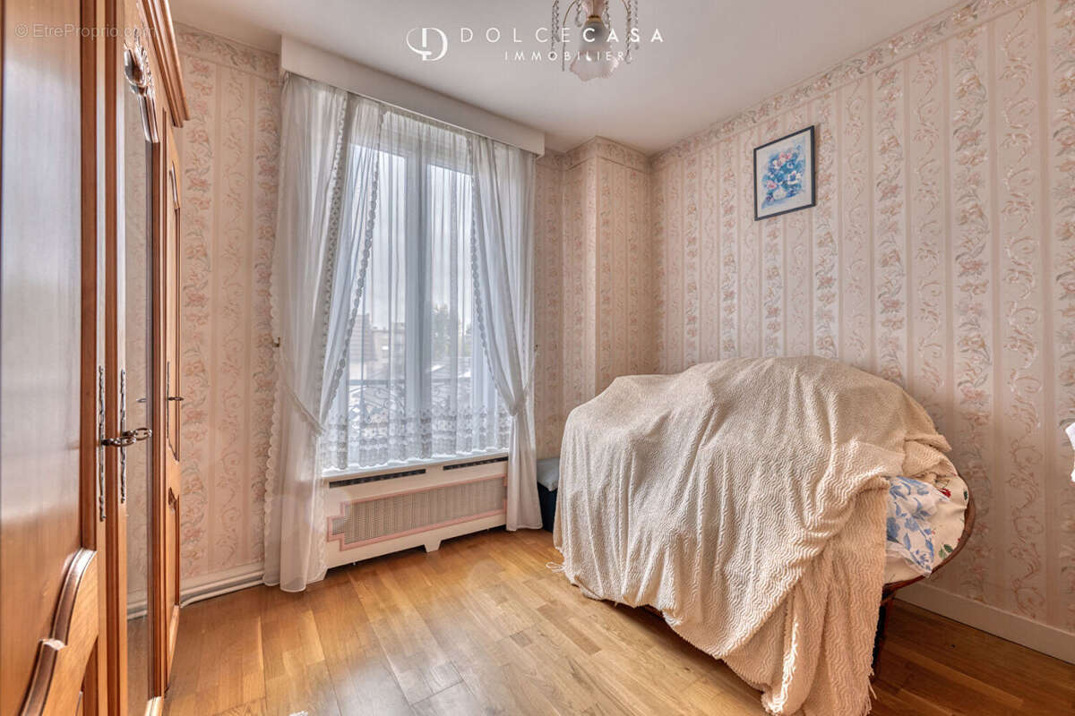 Maison à LE PERREUX-SUR-MARNE