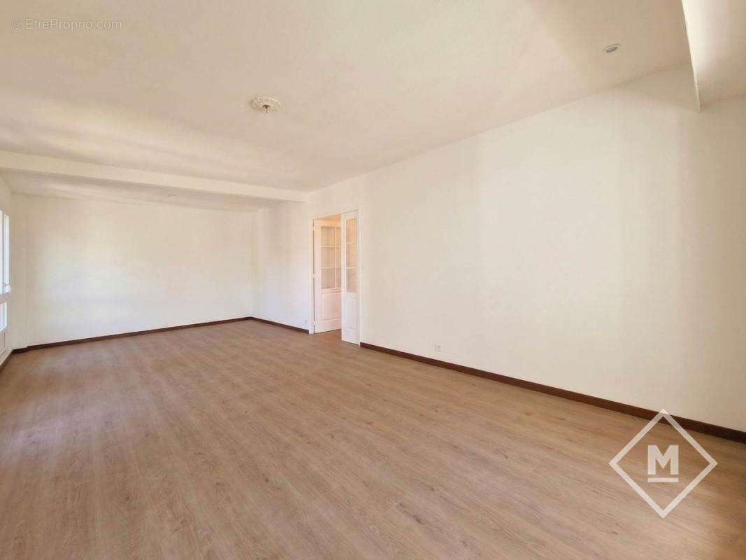Appartement à MARSEILLE-10E
