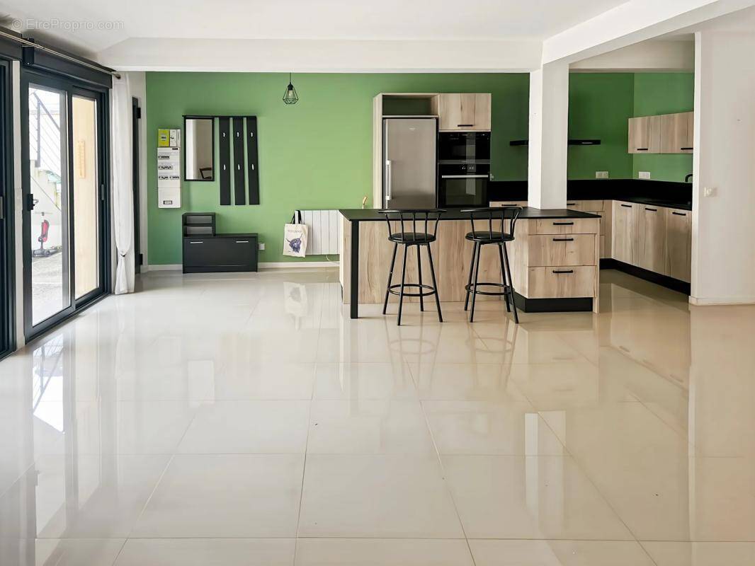 Appartement à MONTEREAU-FAULT-YONNE