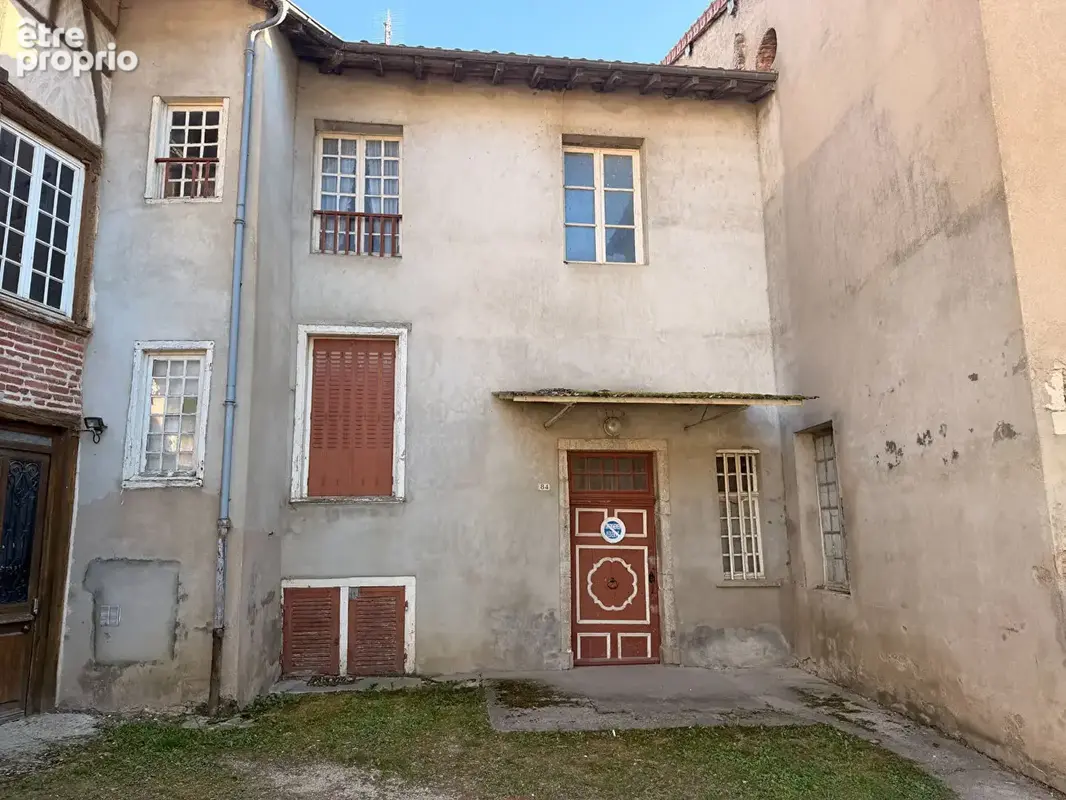 Maison à NEUVILLE-LES-DAMES