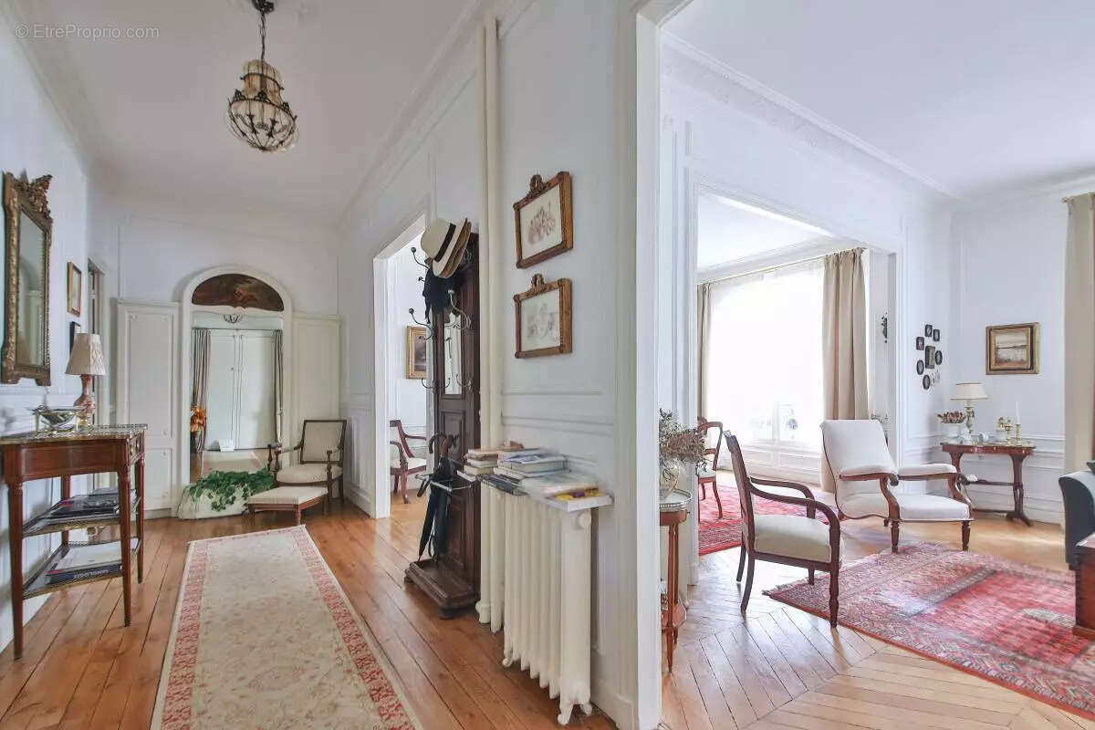 Paris 16ème - Village d'Auteuil - Appartement 4 pièces de 110m2 - photo 4