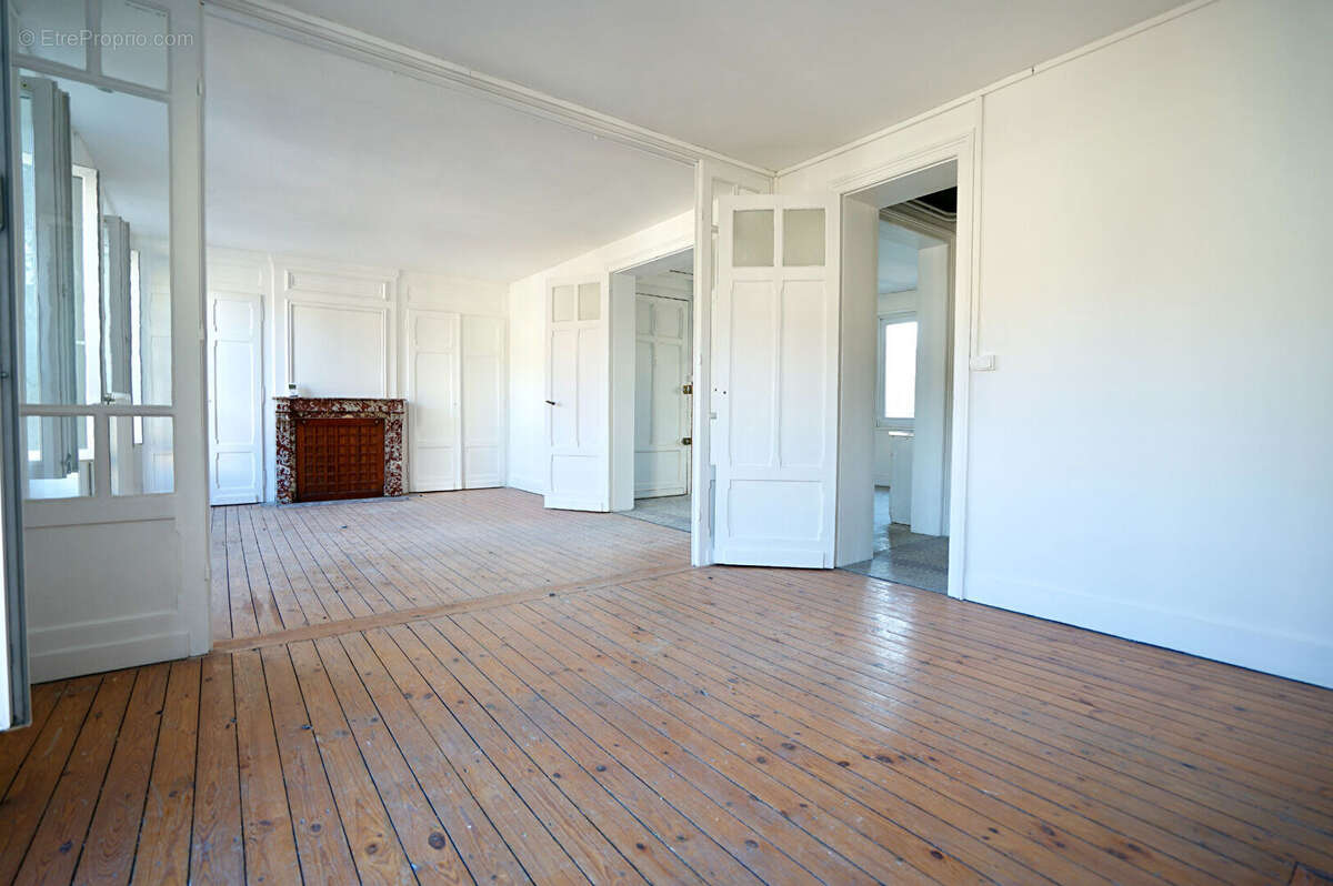 Appartement à LA MADELEINE