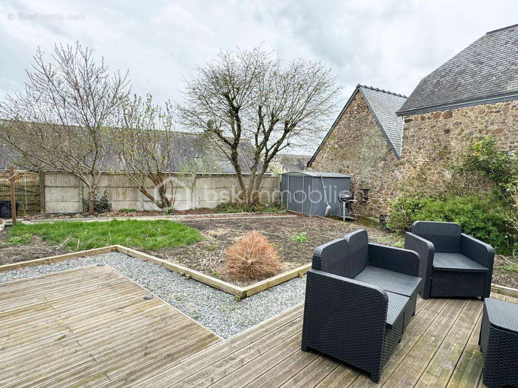 Maison à PORT-BRILLET