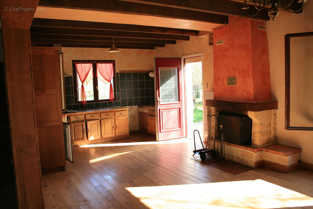 Maison à LA PORCHERIE