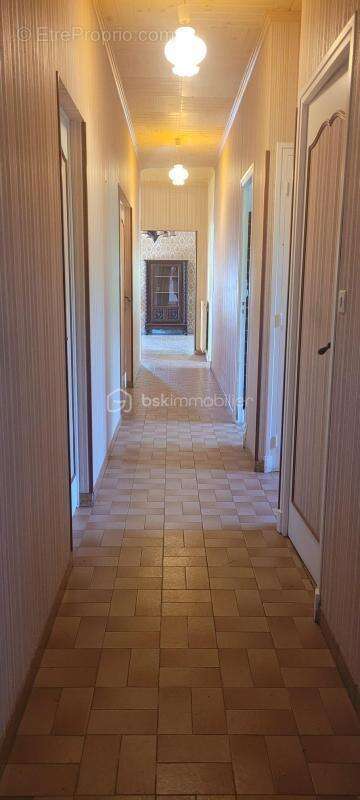 Maison 7 pieces, 4 chambres, double garage et atelier sur 1370m2 de terrain - photo 14