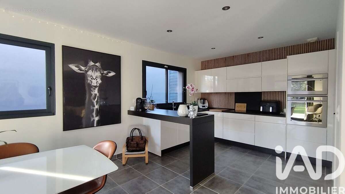 Photo 4 - Maison à GRAND-COURONNE