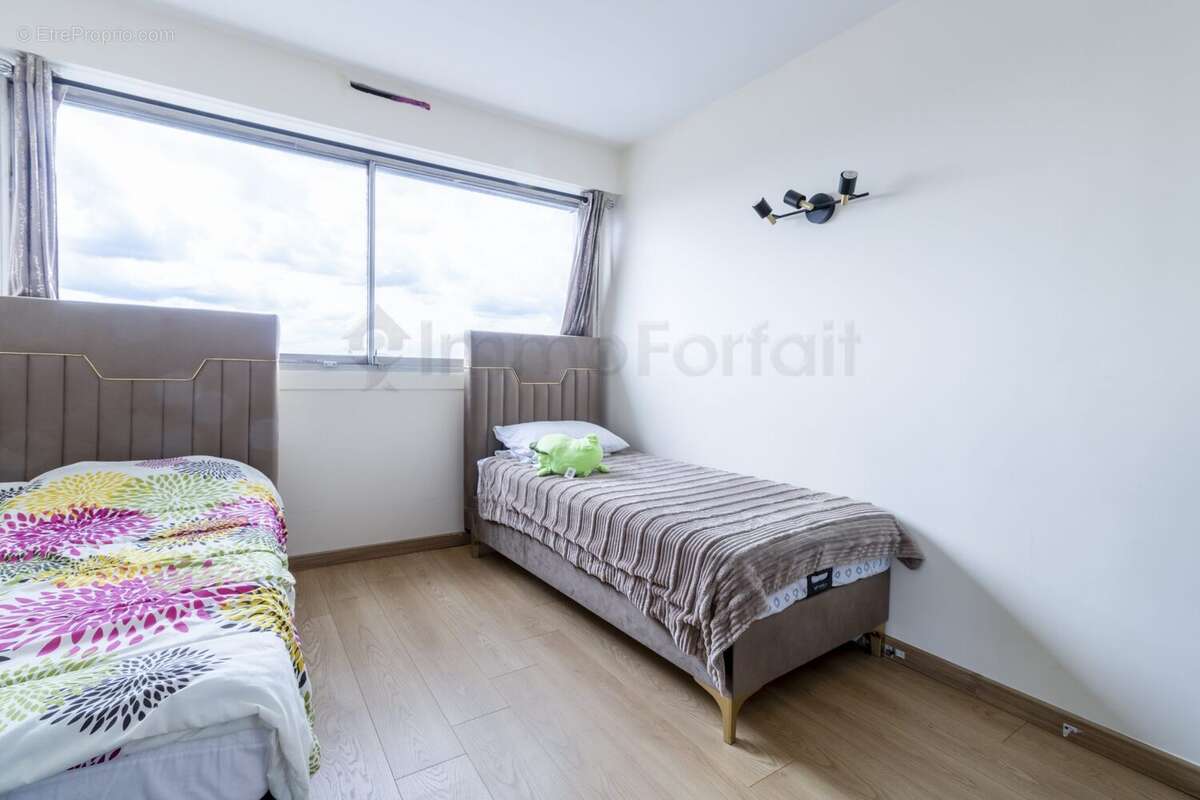 Appartement à COLOMBES