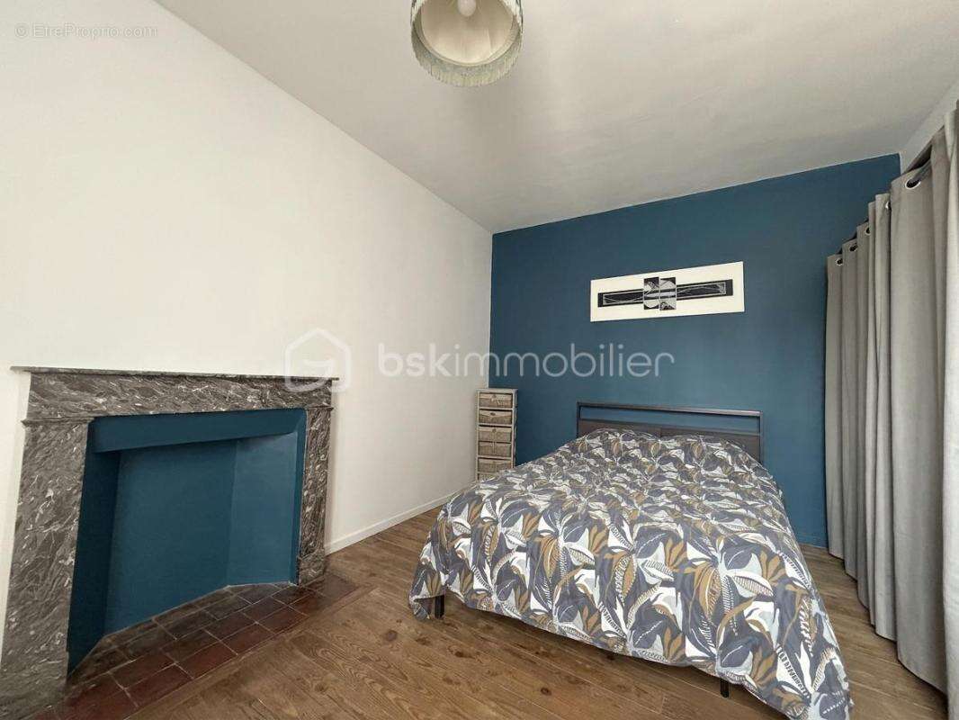 Maison atypique au calme avec terrasse, jardin et beau potentiel d’aménagement - photo 5