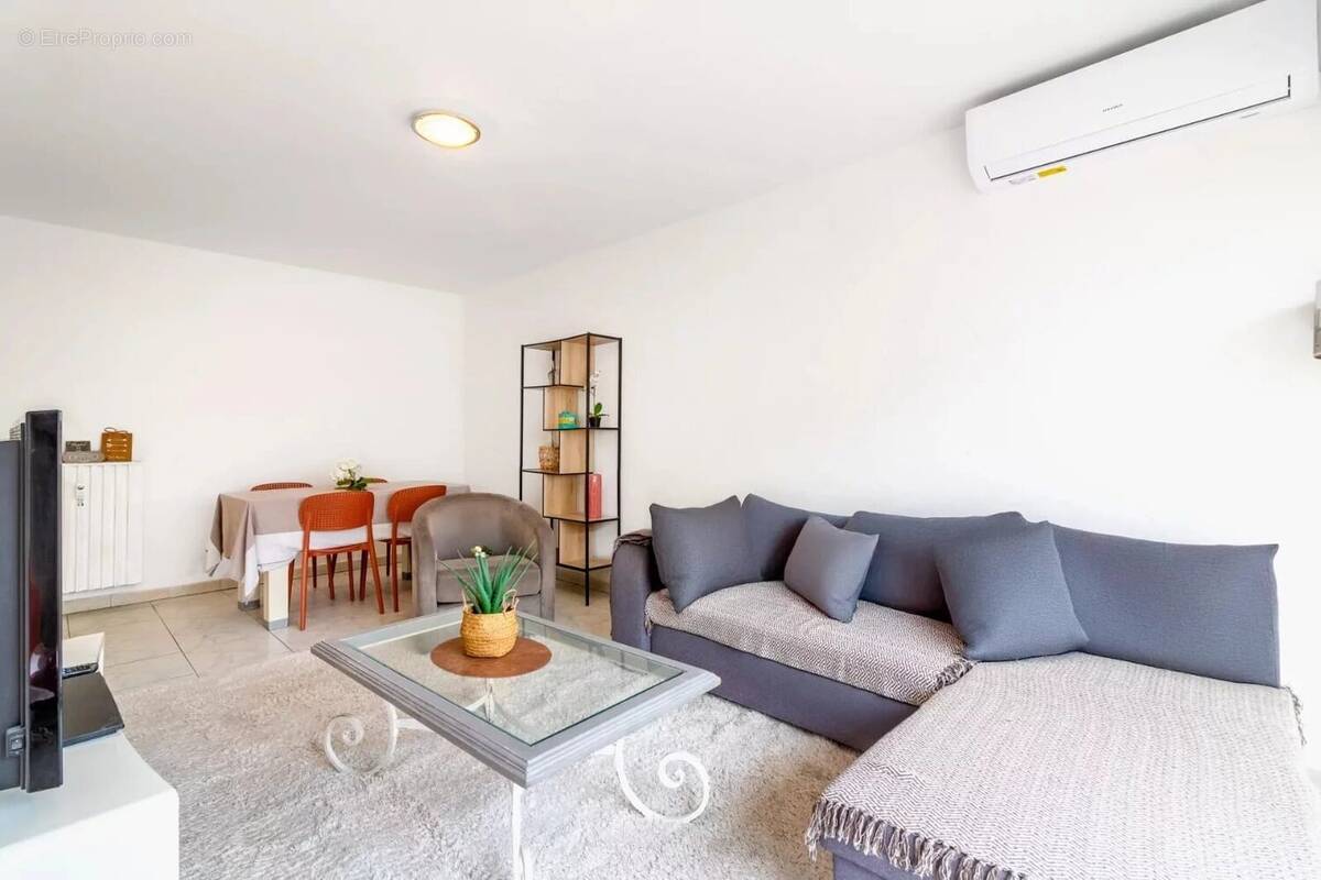 Appartement à LE CANNET