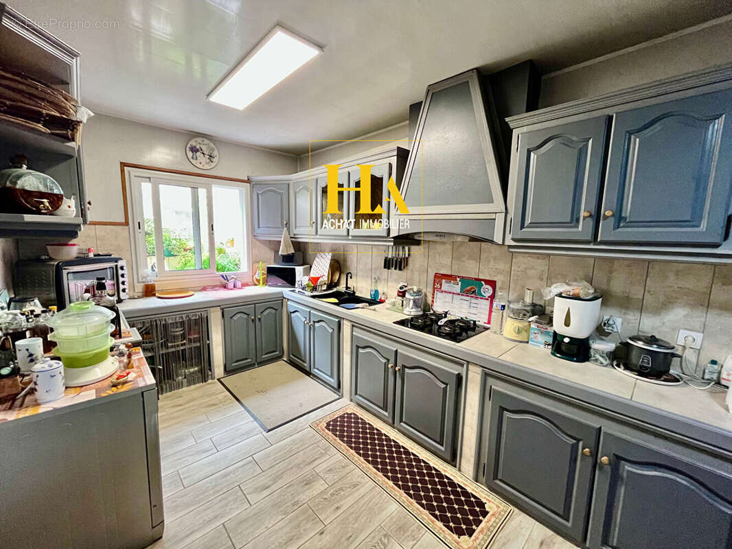 Maison Saint Leu - La Chaloupe 7  pièces 262,76 m2 - photo 6