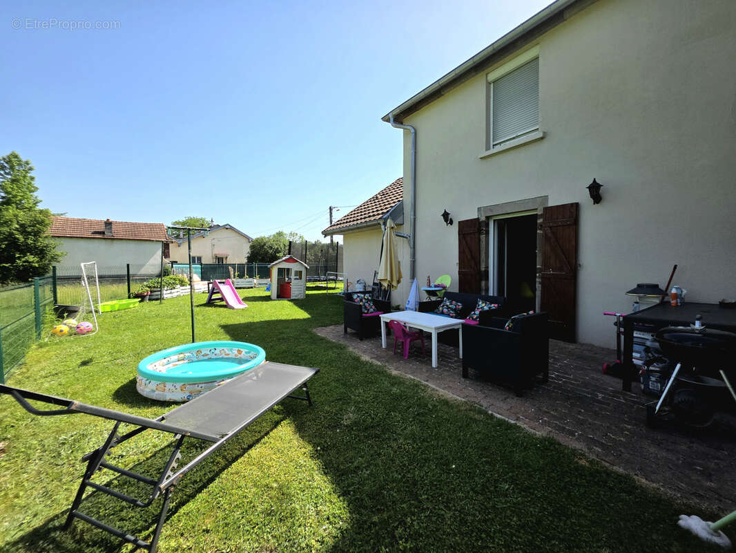Appartement à ROYE