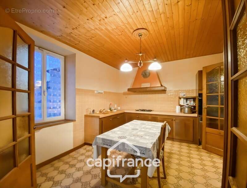 Maison à SARRAS