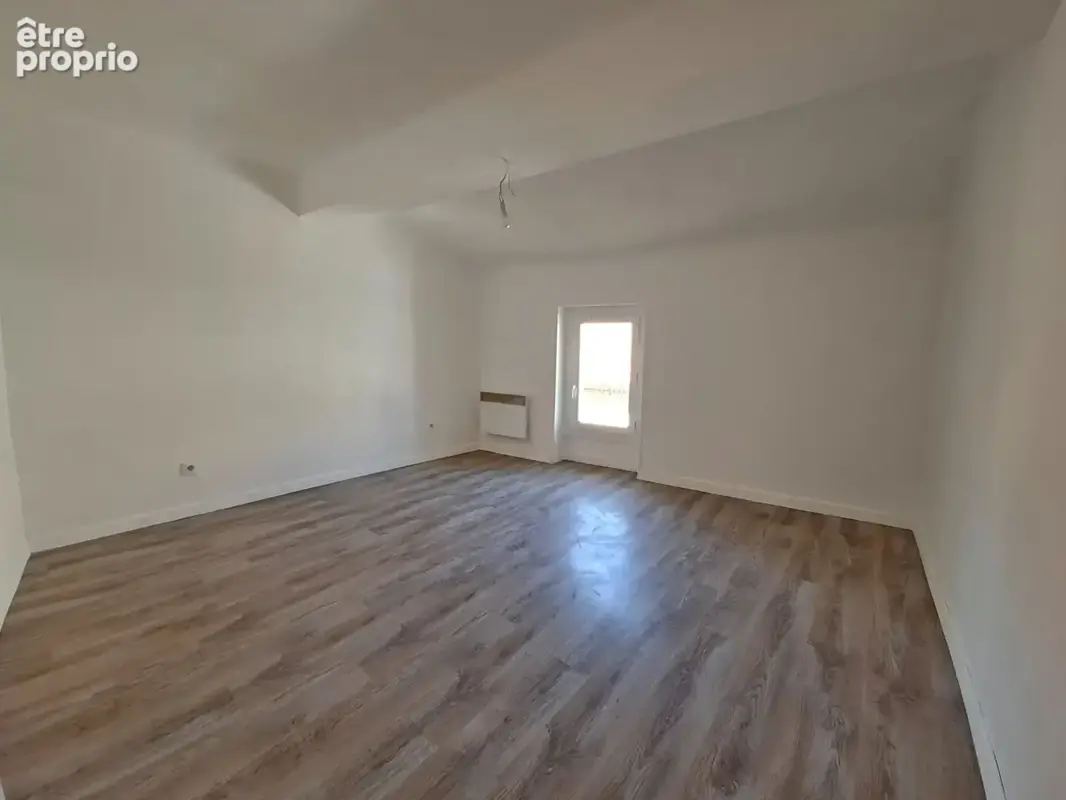 Prades Immeuble de rapport composé de 3 appartements de Type 2 - photo 5