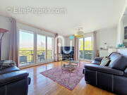 Appartement à VILLENEUVE-LA-GARENNE