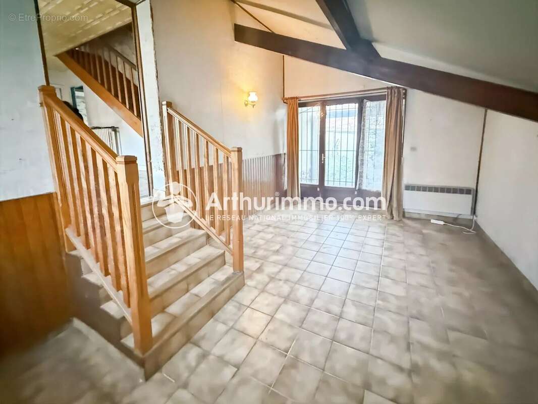 Maison à SOISY-SUR-SEINE